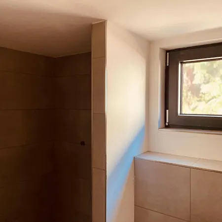 Tiny House For Two 布兰肯堡